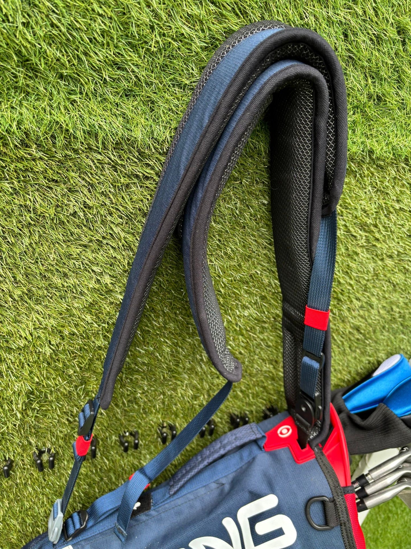 PING Moonlite Lightweight Carry / Pencil Golf Bag