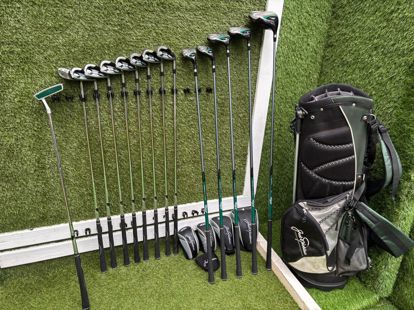 Jack Nicklaus Tour – Full Matching 14-Club Golf Set + Bag £294 + Free Delivery