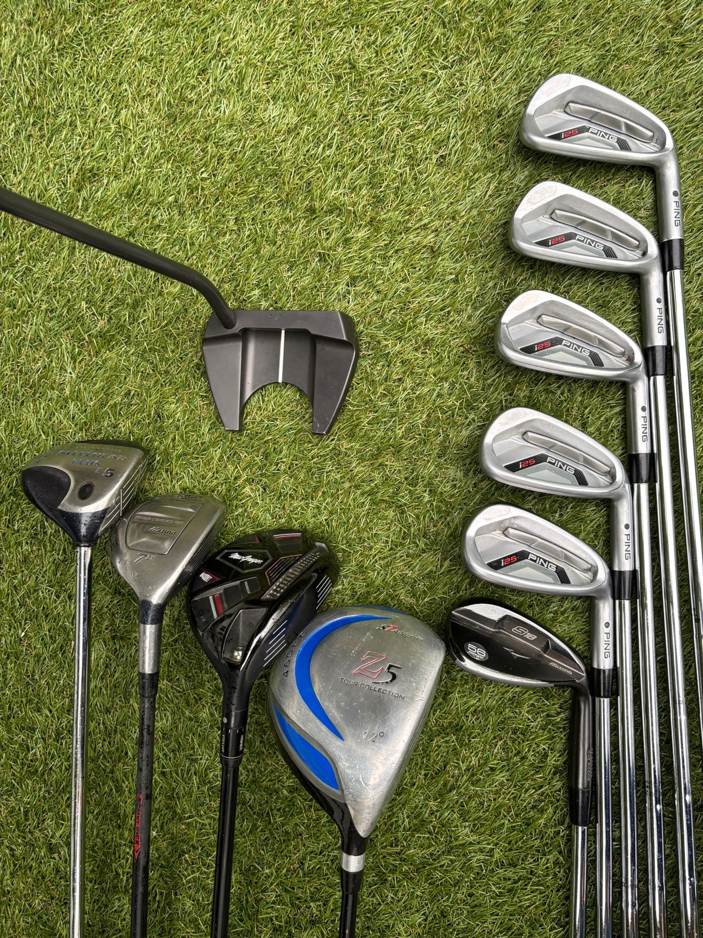 Ping i25 Irons, EVNROLL ER5 Putter, Mizuno S18 56°, Mizuno Zoid Hybrid, Mixed Woods & J.Lindeberg Stand Bag – 11 Clubs