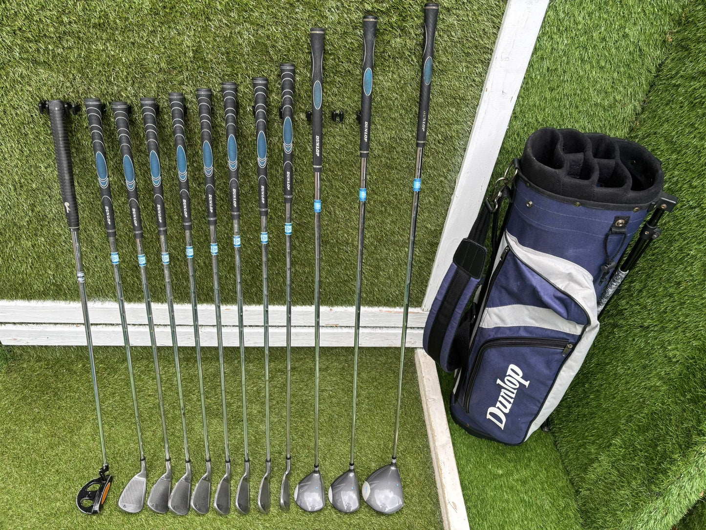 Dunlop MPX Golf Set with Matching MX II Woods, Confidence HC7 Putter & Dunlop Stand Bag