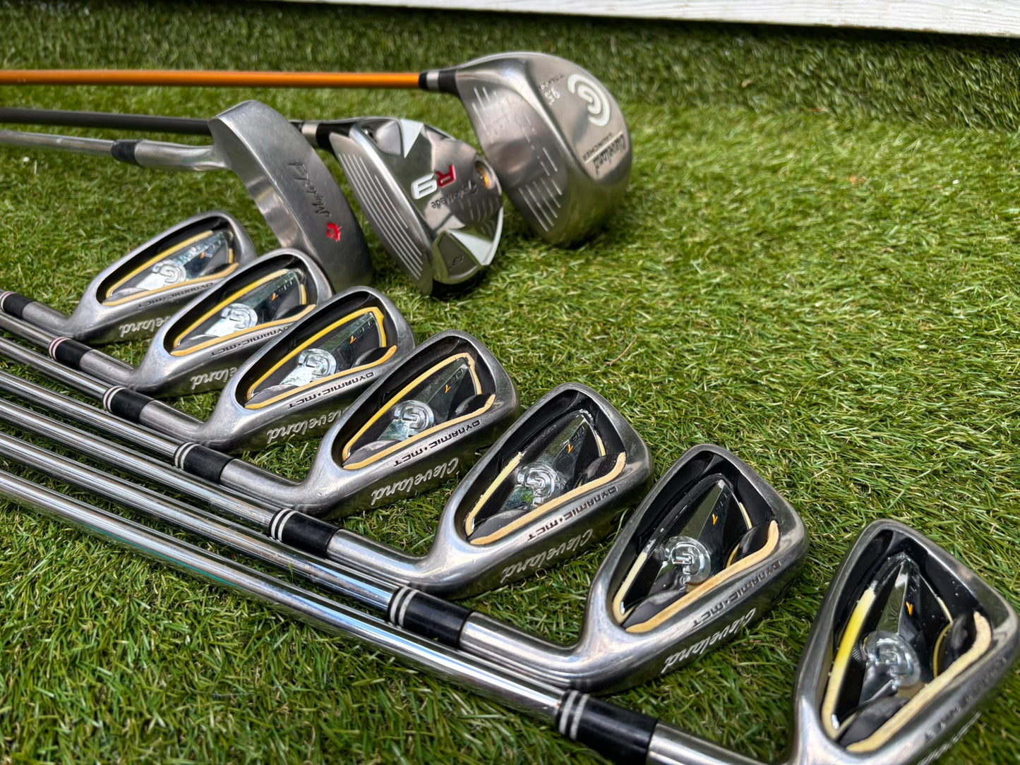 Cleveland CG7 Tour Irons, TaylorMade R9 Hybrid, Cleveland Launcher Driver & Ping Bag