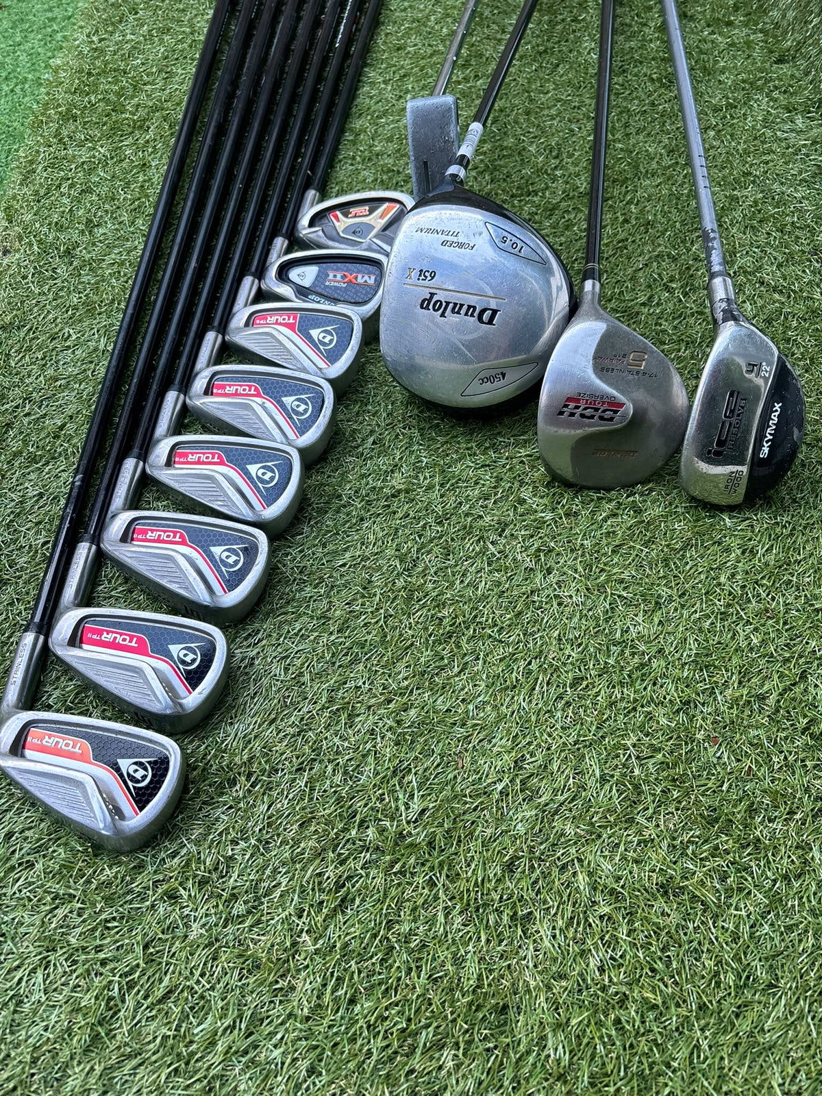 Dunlop Starter Golf Set – Tour TP II Irons, 450cc Driver, Hybrid & Dunlop Stand Bag