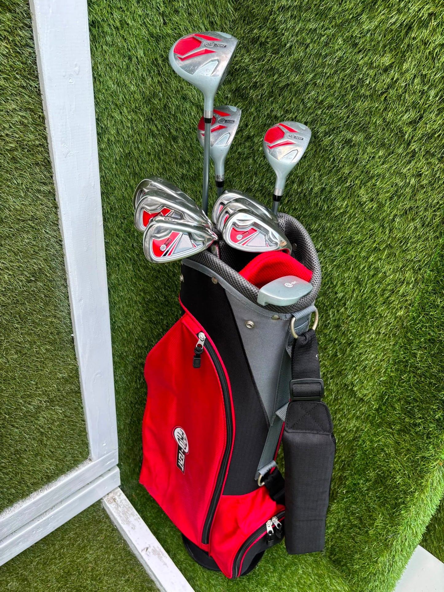 Pro-Tekt Complete Golf Set – Ladies / Teenage / Youth – Graphite L Flex