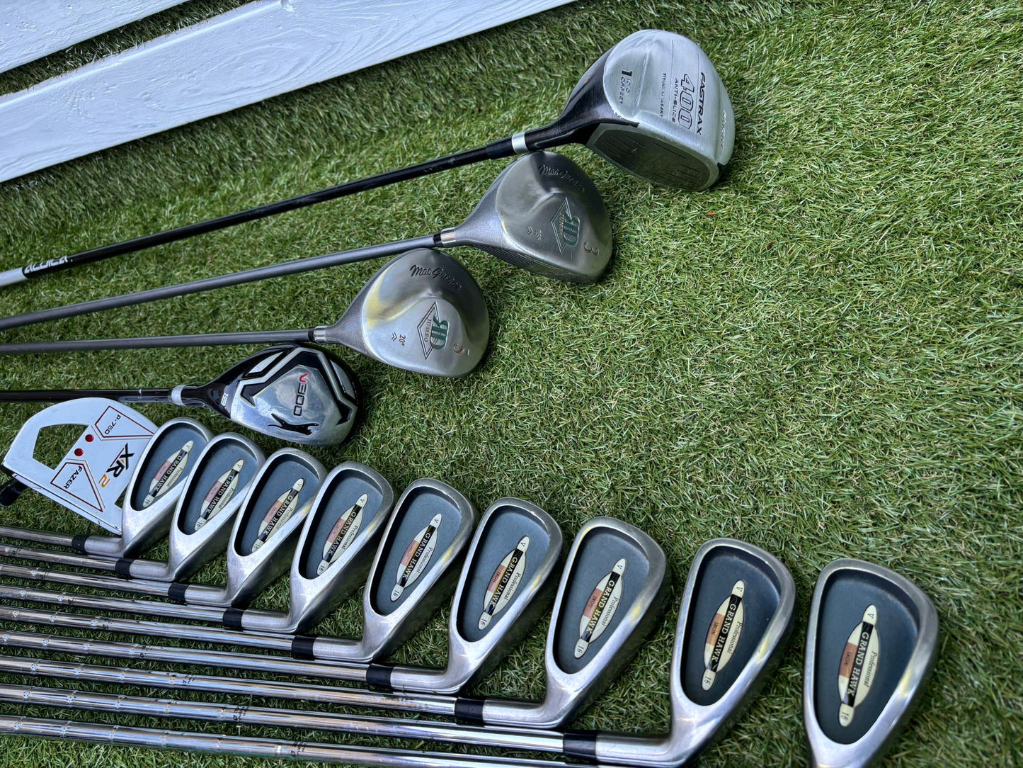 Grand Hawk Professional V16 Complete Golf Set - Free P&P