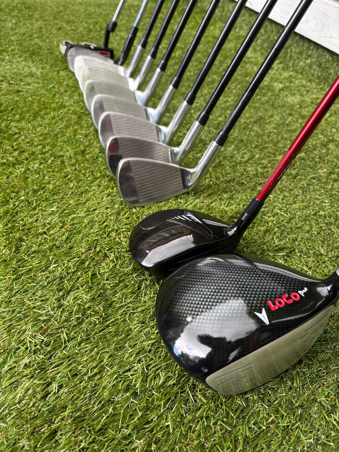 Wilson ProStaff HL Graphite Golf Set + Deep Red Woods & Wilson Deep Red Stand Bag