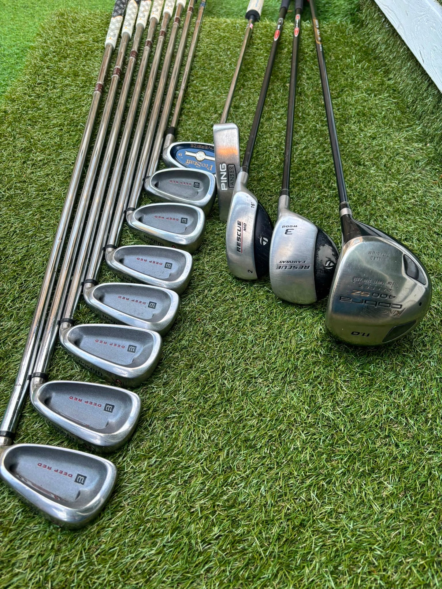 Wilson Deep Red Irons, Cobra Driver, TaylorMade Wood, TaylorMade Hybrid, Ping Putter Callaway Cart Bag