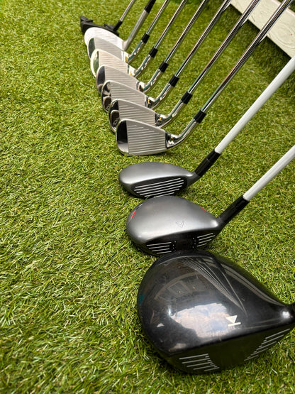 New Wilson Staff D7 Irons, Titleist Driver, Callaway Wood & Hybrid, New Wilson Infinite Putter Titleist Waterproof Cart Bag