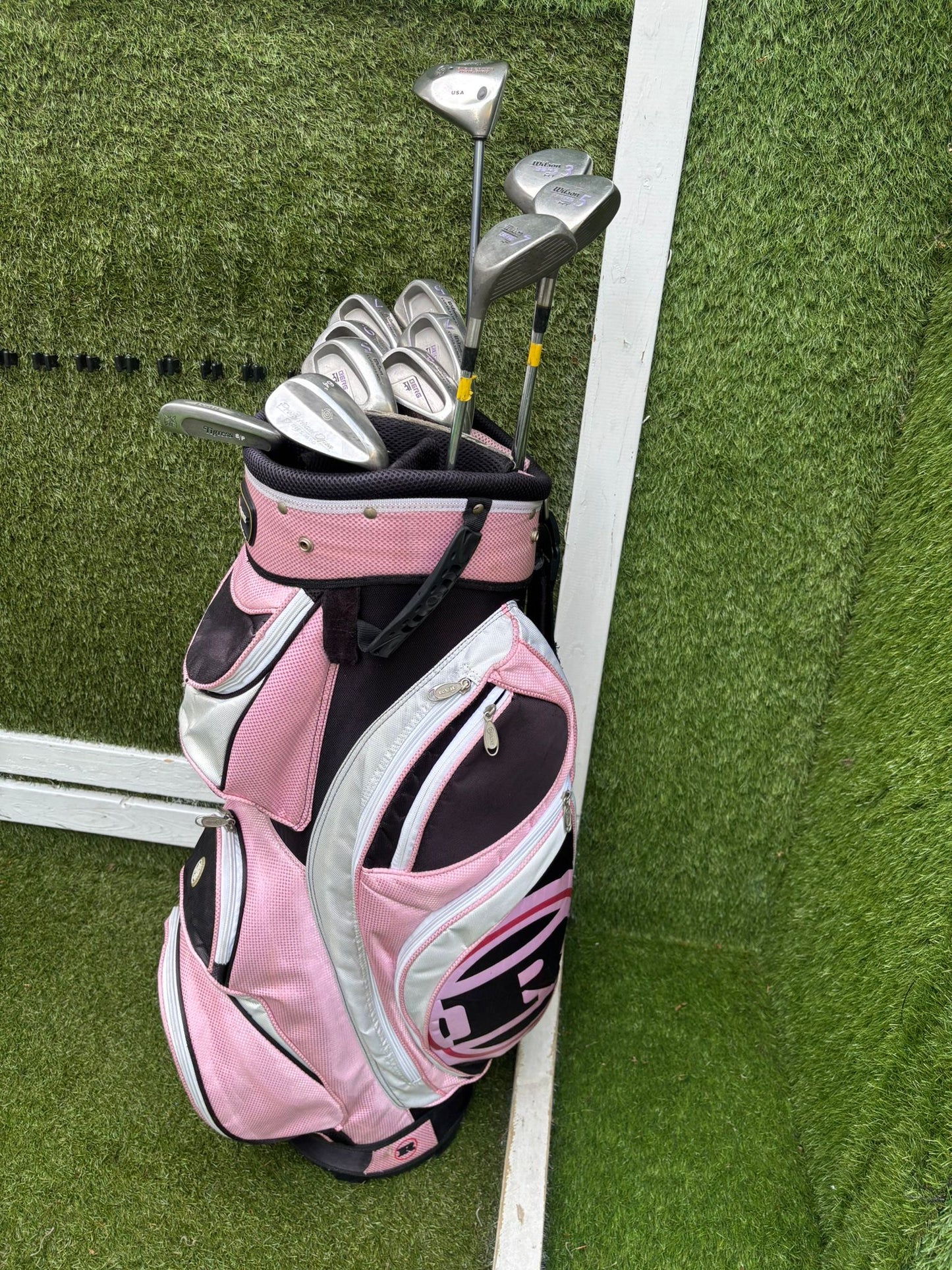 Wilson Berg HT Ladies Golf Set with Callaway Big Bertha War Bird Driver & Cart Bag