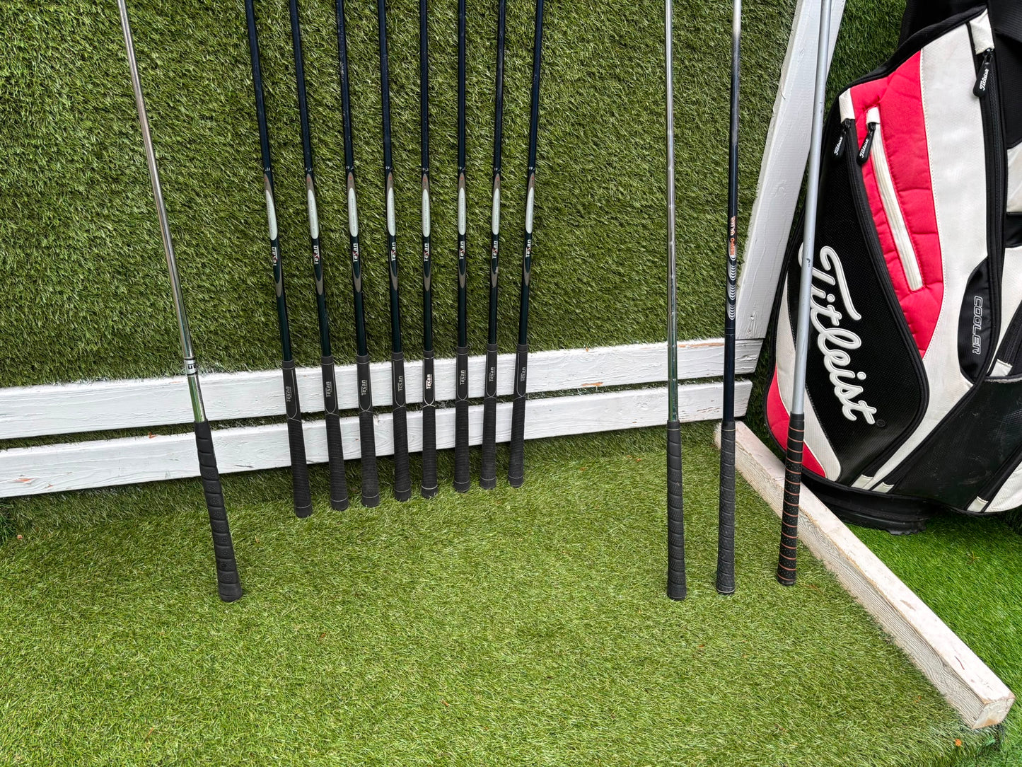 Texan Power Cavity Golf Complete Set & Titleist Bag - PLEASE  READ THE DESCRIPTION ABOUT THE BAG!!