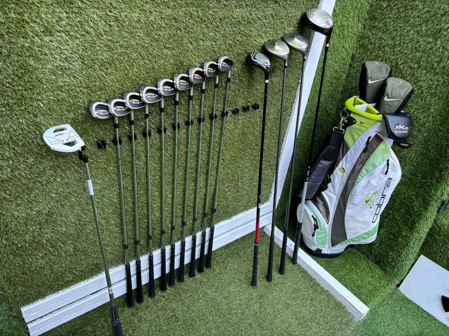 Grand Hawk Professional V16 Complete Golf Set - Free P&P