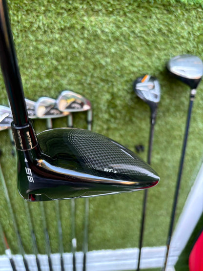 Callaway Apex DCB Irons, Mizuno Driver, Odyssey Lab Putter & TaylorMade Team Tour Cart Bag