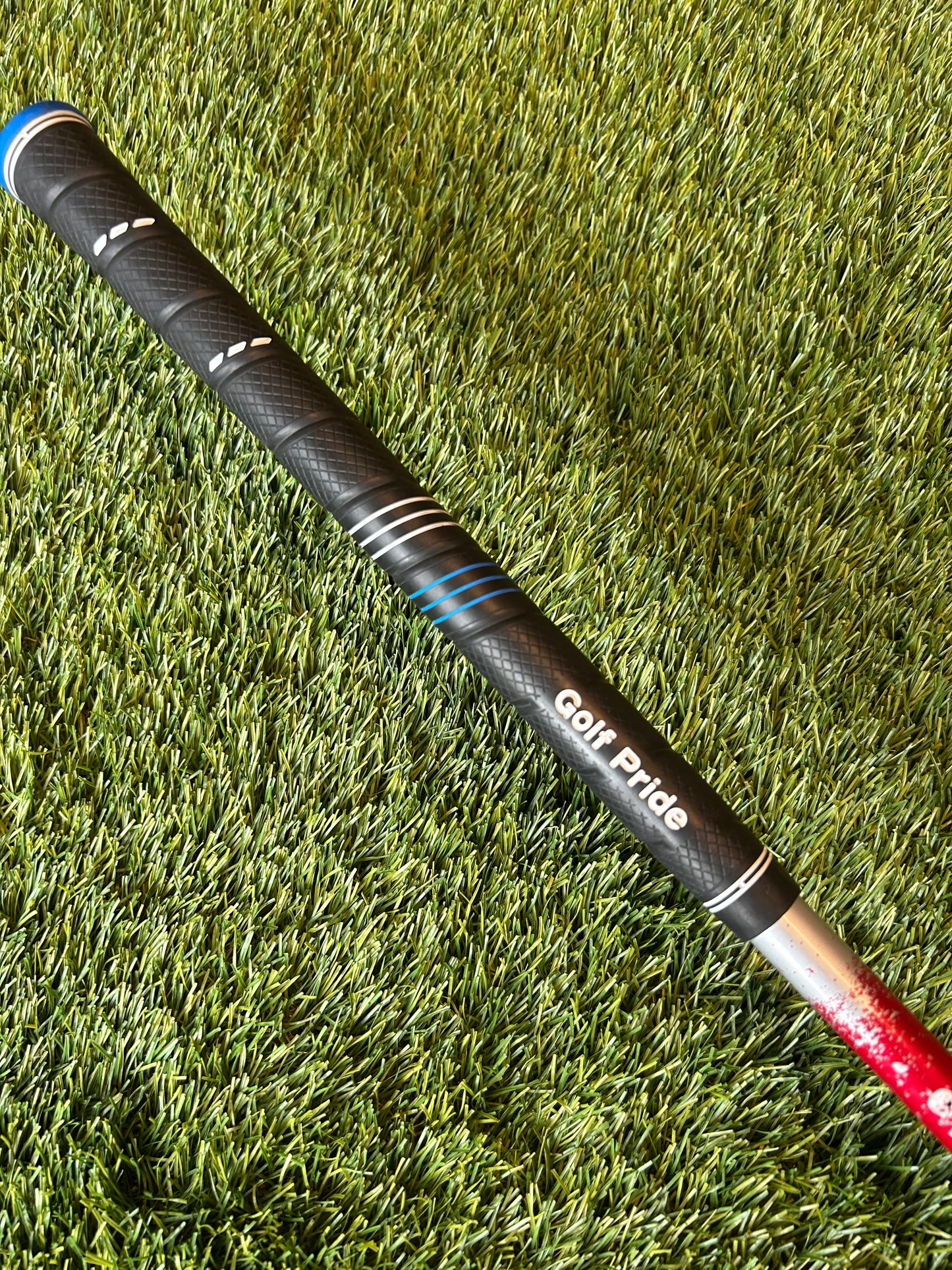 Taylormade R11s 5 Wood 19 degree Graphite Shaft Regular Flex Recently Standard Grips - LH Head cover included
