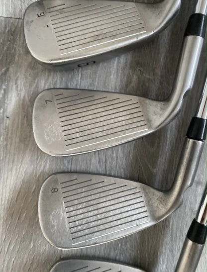 Ping G Max Irons 5-9 in Good Condition