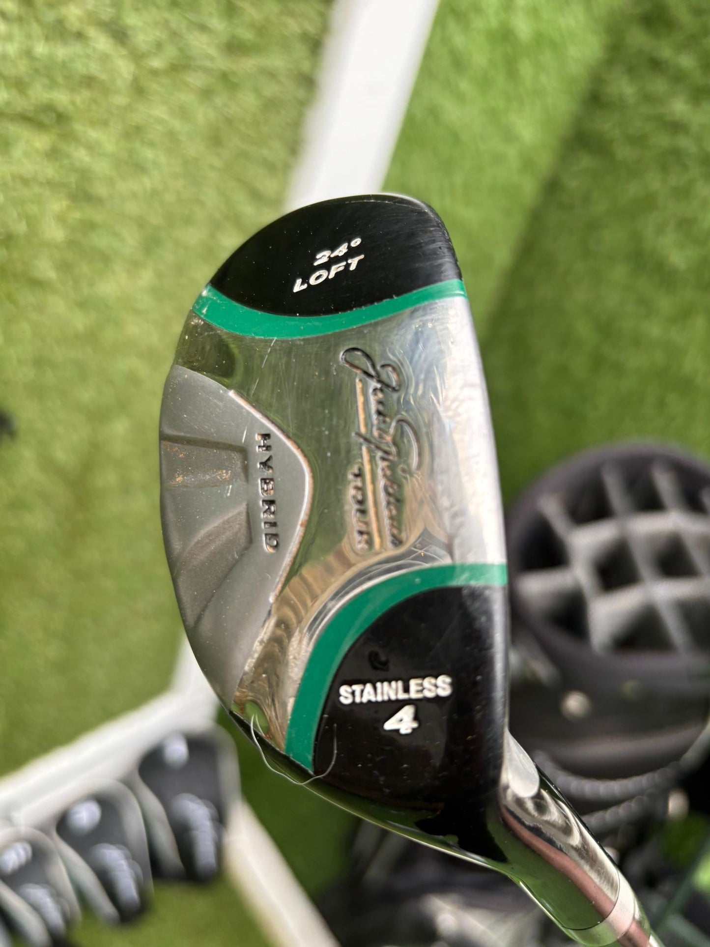 Jack Nicklaus Tour – Full Matching 14-Club Golf Set + Bag £294 + Free Delivery