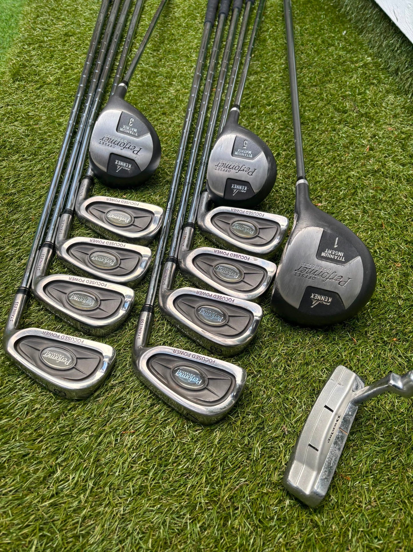 Pro Kennex Performer Oversize Golf Set with Matching Woods, Headcovers & Regal Bag