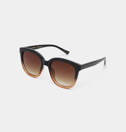 A.KJÆRBEDE BILLY Sunglasses l Black/Brown Transparent