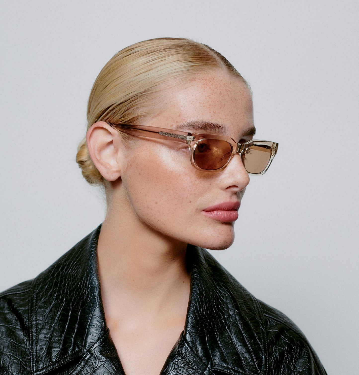 A.KJÆRBEDE BROR Sunglasses l Champagne