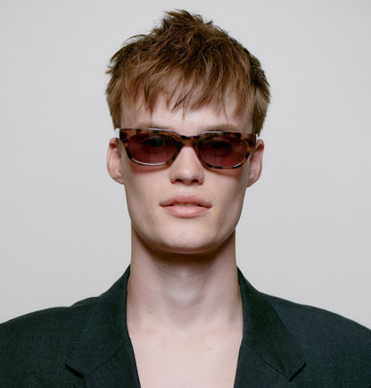 A.KJÆRBEDE BROR Sunglasses l Coquina Tortoise
