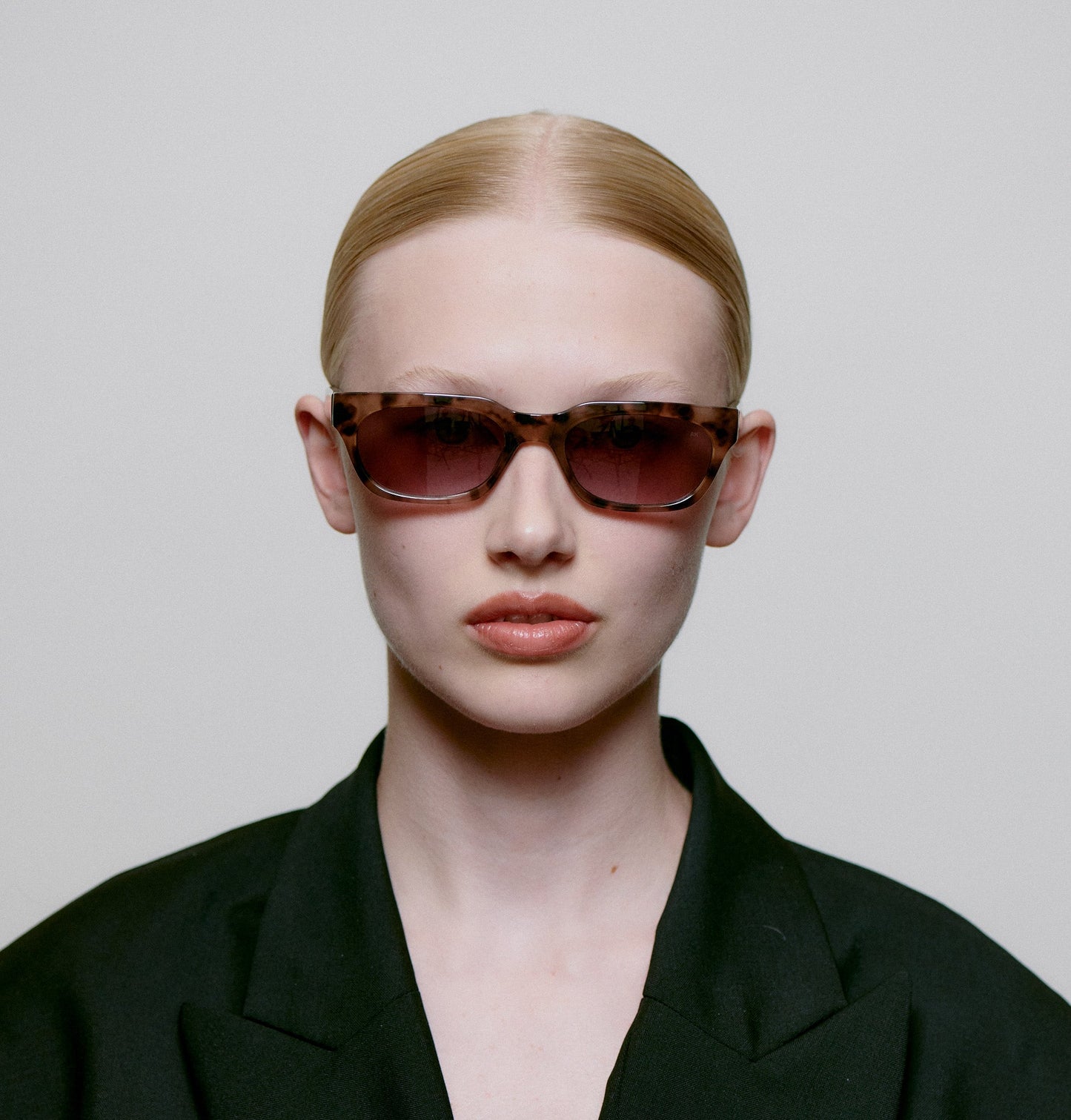 A.KJÆRBEDE BROR Sunglasses l Coquina Tortoise