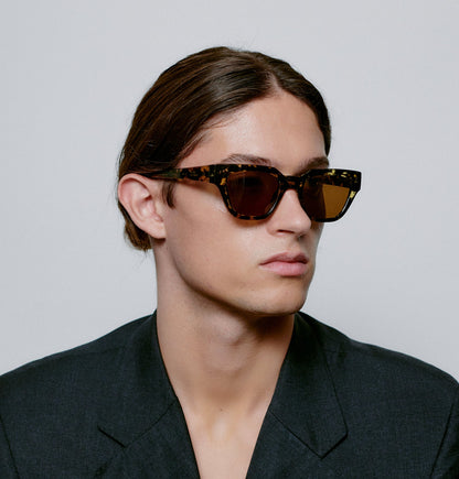 A.KJÆRBEDE KAWS Sunglasses l Black / Yellow Tortoise