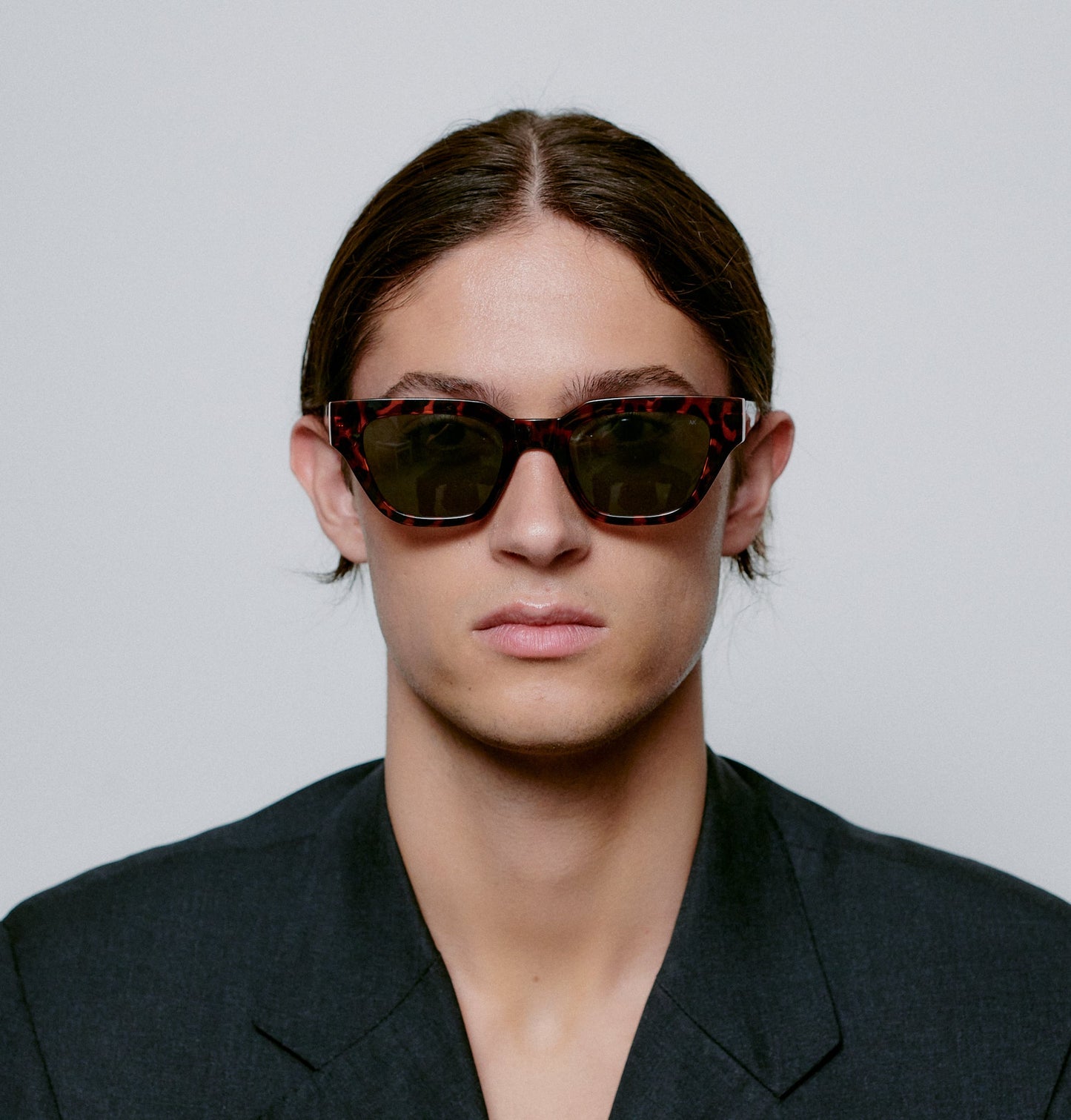 A.KJÆRBEDE KAWS Sunglasses l Demi Tortoise