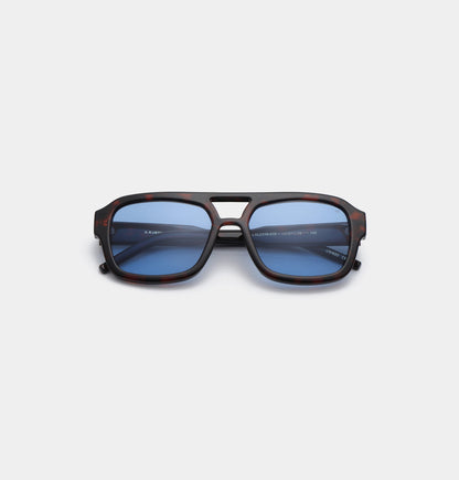 A.KJÆRBEDE KAYA Sunglasses l Demi Tortoise, Blue Lens