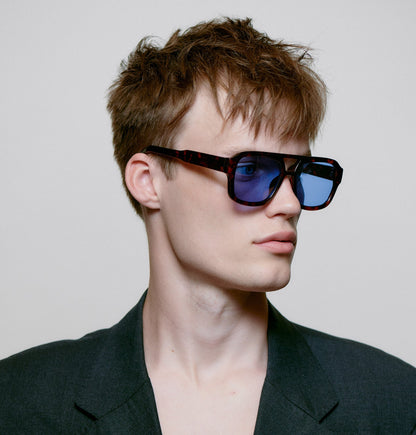 A.KJÆRBEDE KAYA Sunglasses l Demi Tortoise, Blue Lens