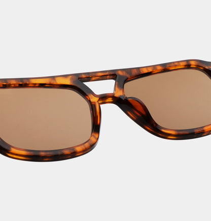 A.KJÆRBEDE KAYA Sunglasses l Havana Tortoise