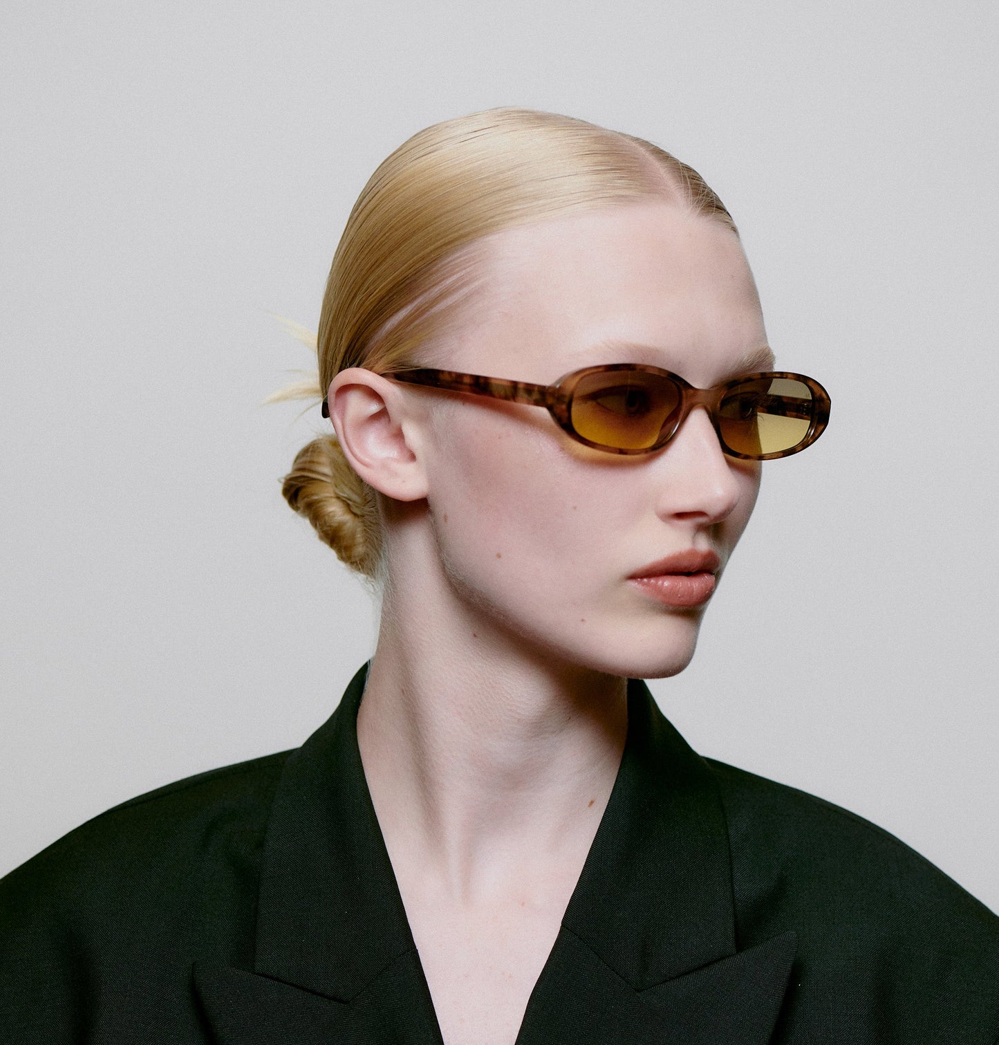 A.KJÆRBEDE MACY Sunglasses l Coquina Tortoise
