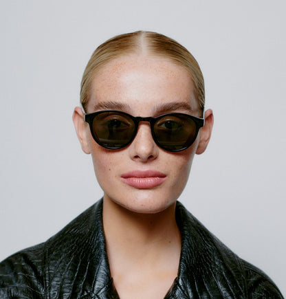 Marvin Black Round Sunglasses Unisex UV400 by AKJAERBEDE