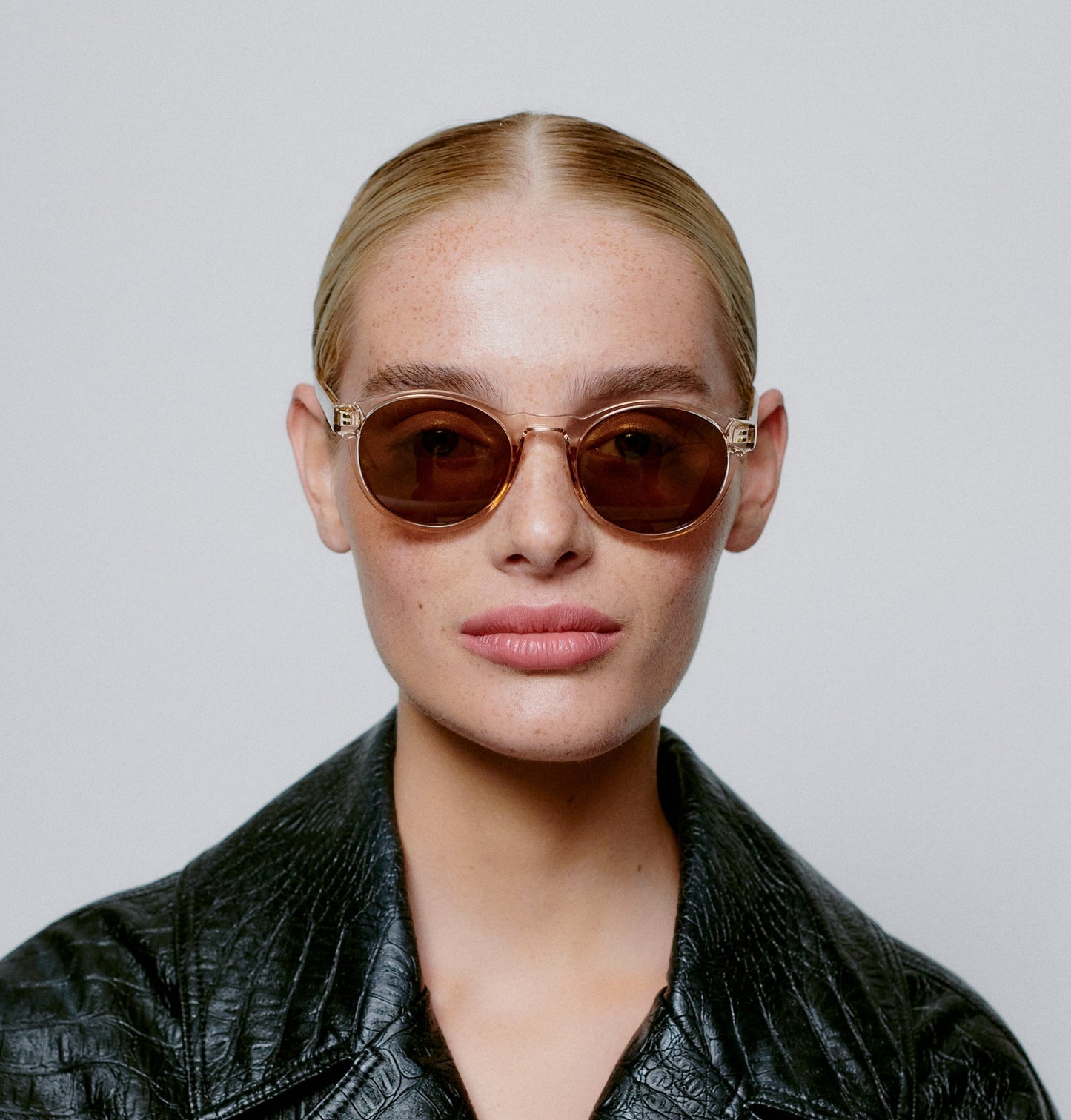 A.KJÆRBEDE Marvin Round Champagne Unisex UV400 Sunglasses