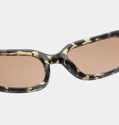 A.KJÆRBEDE WILL Sunglasses l Black Yellow Tortoise Slim Frame