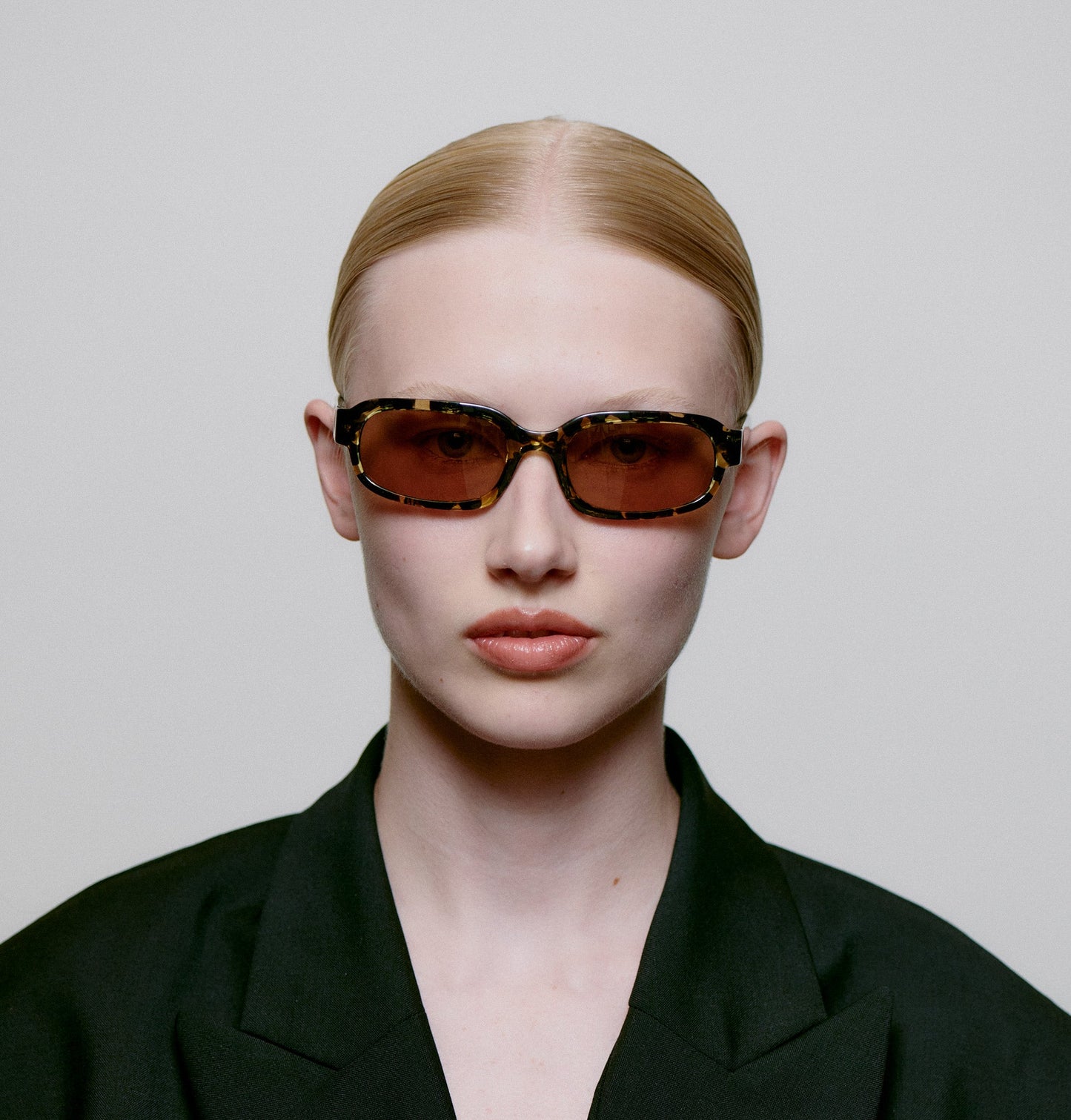 A.KJÆRBEDE WILL Sunglasses l Black Yellow Tortoise Slim Frame