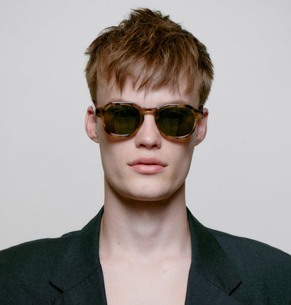 A.KJÆRBEDE (AKJAERBEDE) Zan Sunglasses | Coquina Tortoise Frame, Green Lens