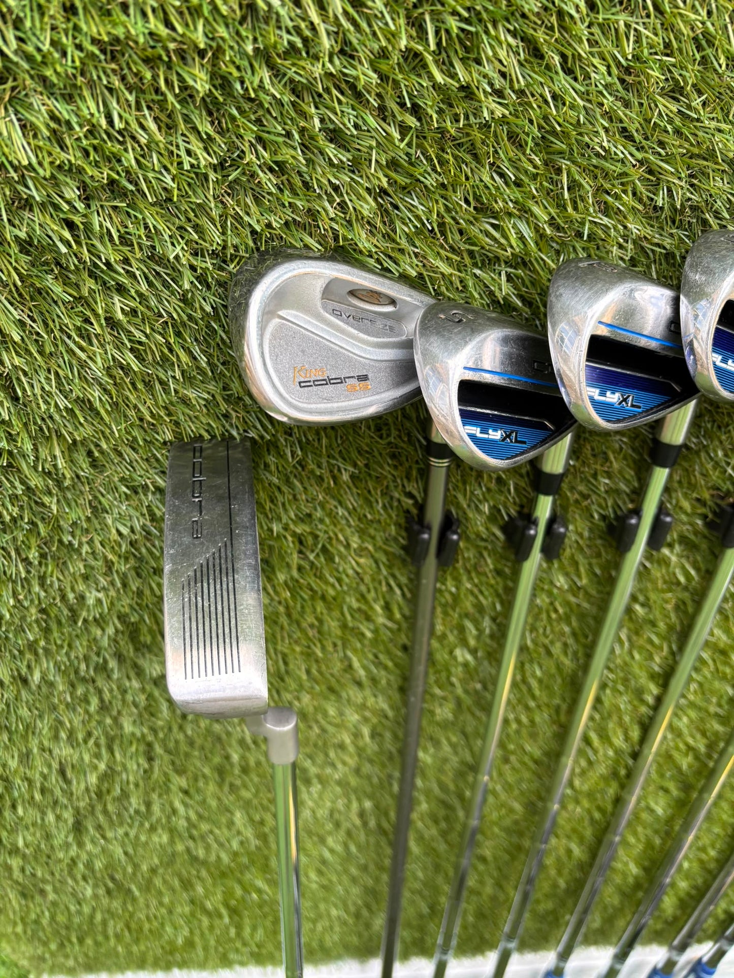 Cobra FLY-XL Complete Golf Set, Matching Woods, Hybrids, Irons & Cobra Ultralight Pro Stand Bag