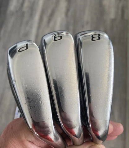 Cobra One Length F7 irons 5-PW Right Handed