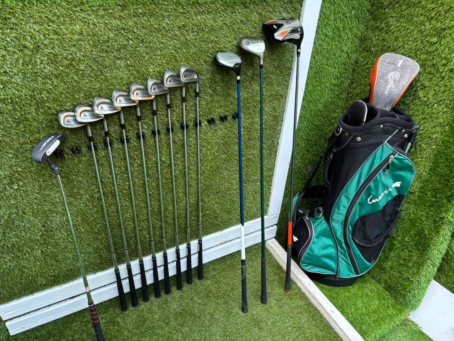 Titleist DCI Irons, Titleist DCI Sand Wedge, Confidence Woods & Inesis Stand Bag