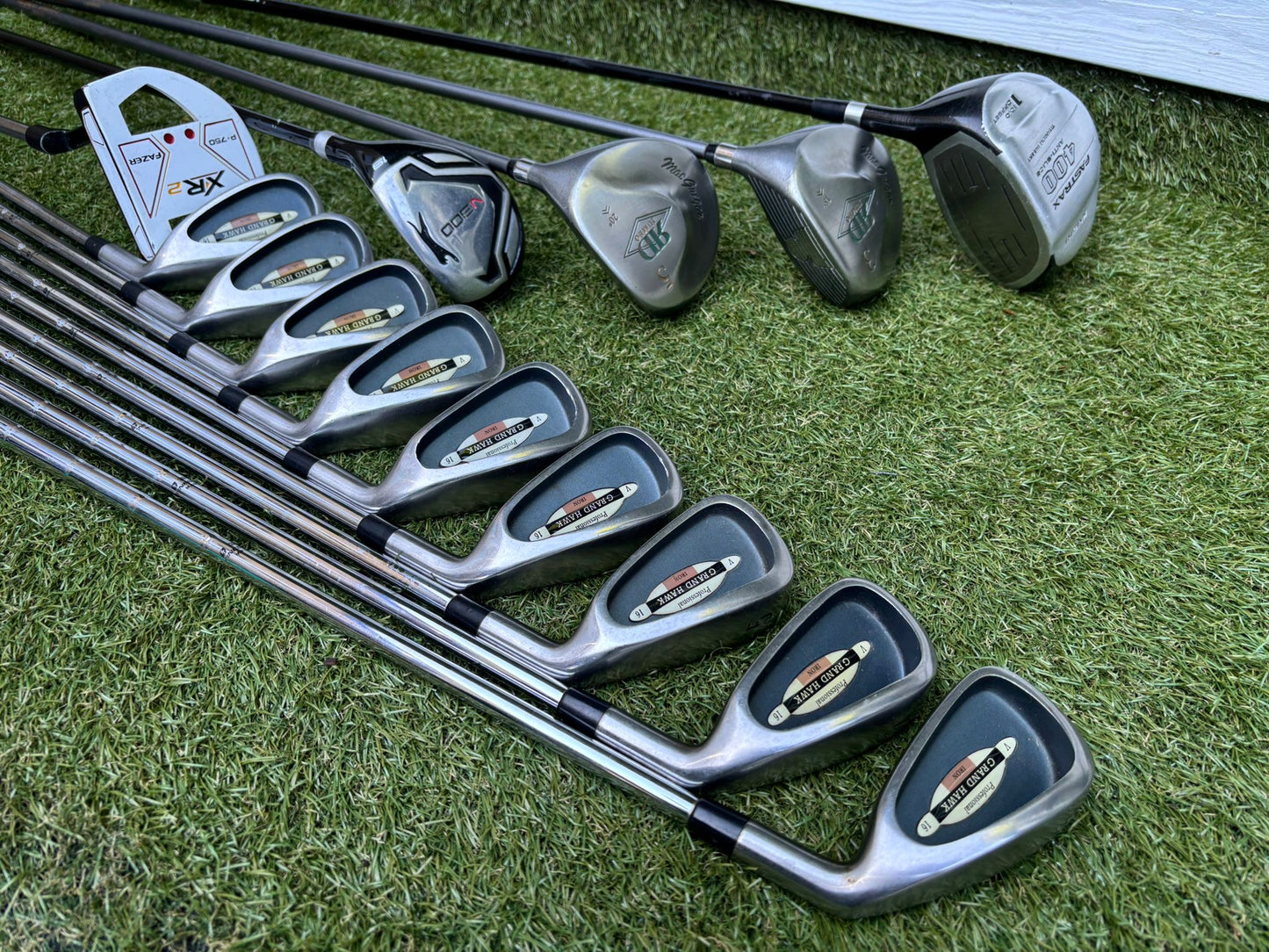 Grand Hawk Professional V16 Complete Golf Set - Free P&P