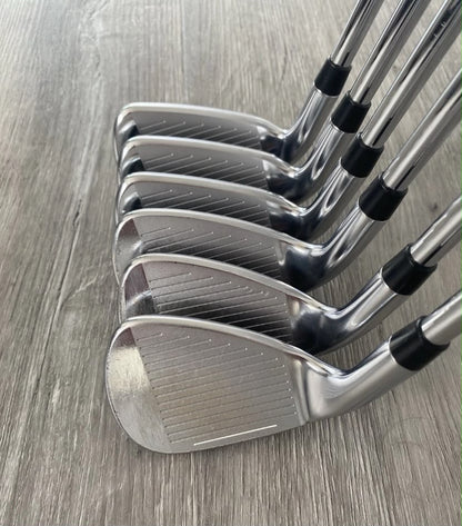 Cobra One Length F7 irons 5-PW Right Handed