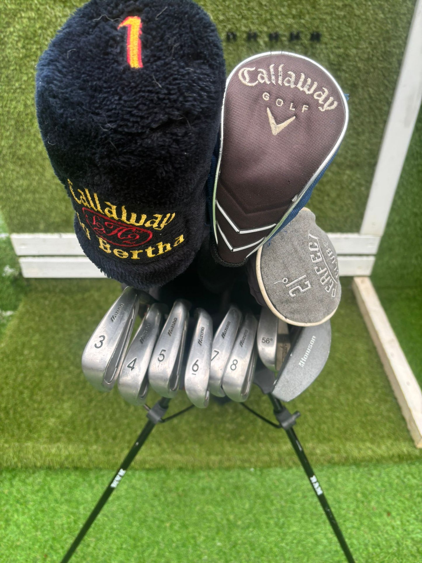 Mizuno Zephyr Irons + Callaway Big Bertha Woods + Hybrid + Wedge + Stand Bag (11 Clubs)