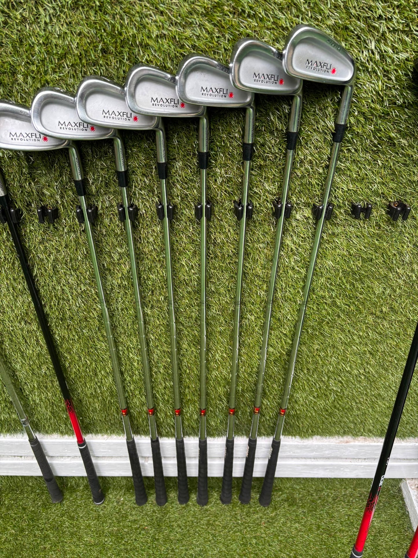 Maxfli Revolution Irons & Slazenger V300 Complete Golf Set