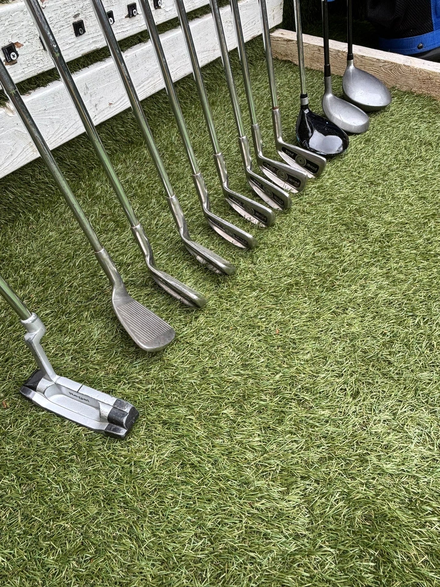 12 Club Complete Golf Set with Cavity-Back Irons & Stand Bag