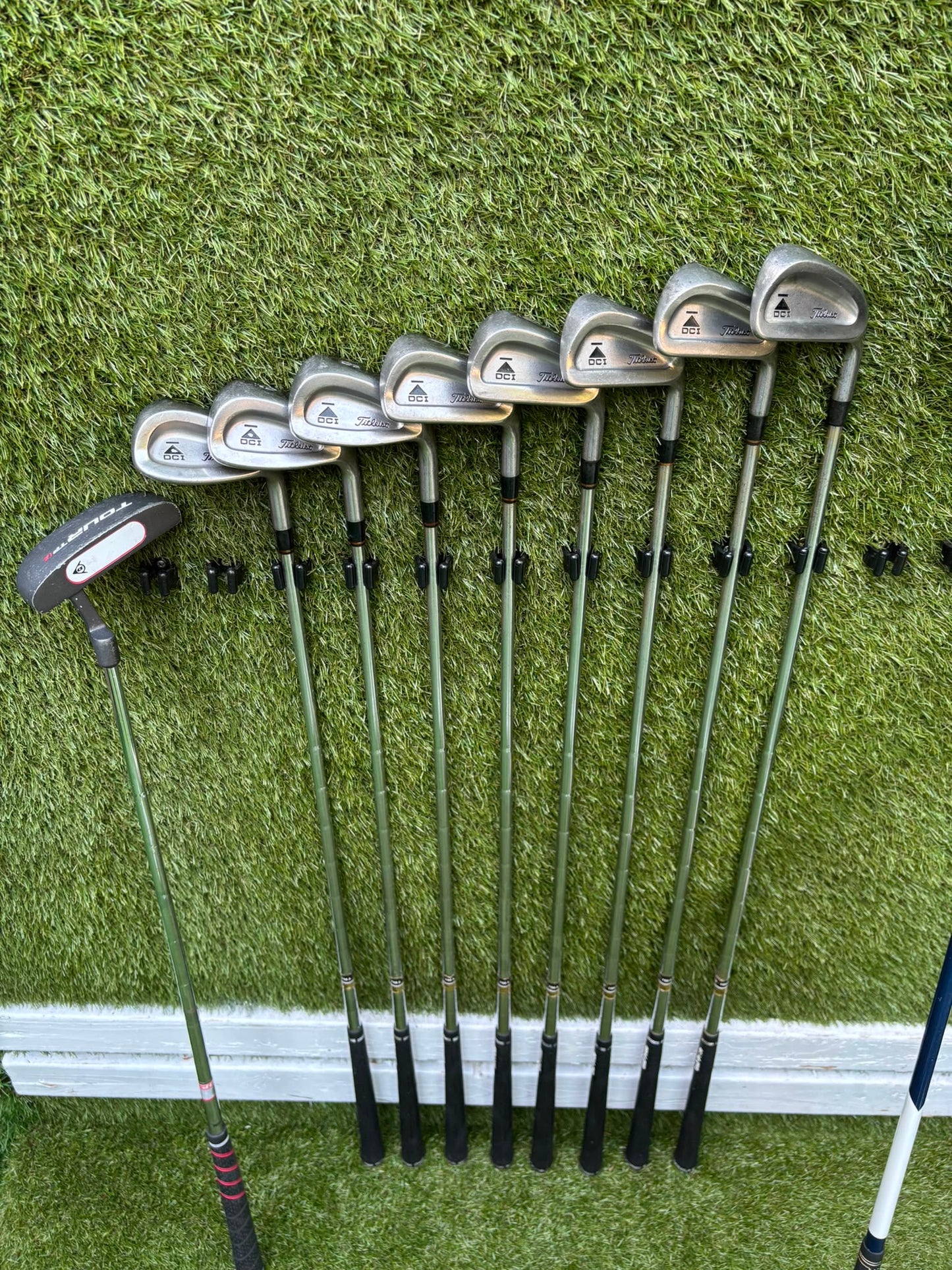 Titleist DCI Irons, Titleist DCI Sand Wedge, Confidence Woods & Inesis Stand Bag