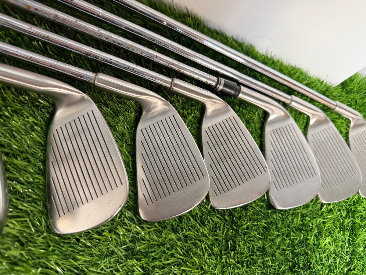 Men’s Right-Handed Spalding Golf Set – Ideal for Beginners