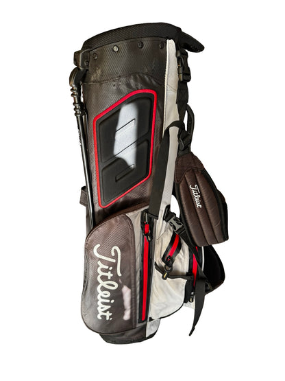 TITLEIST STADRY STAND / CARRY BAG WITH RAIN HOOD - FREE DELIVERY
