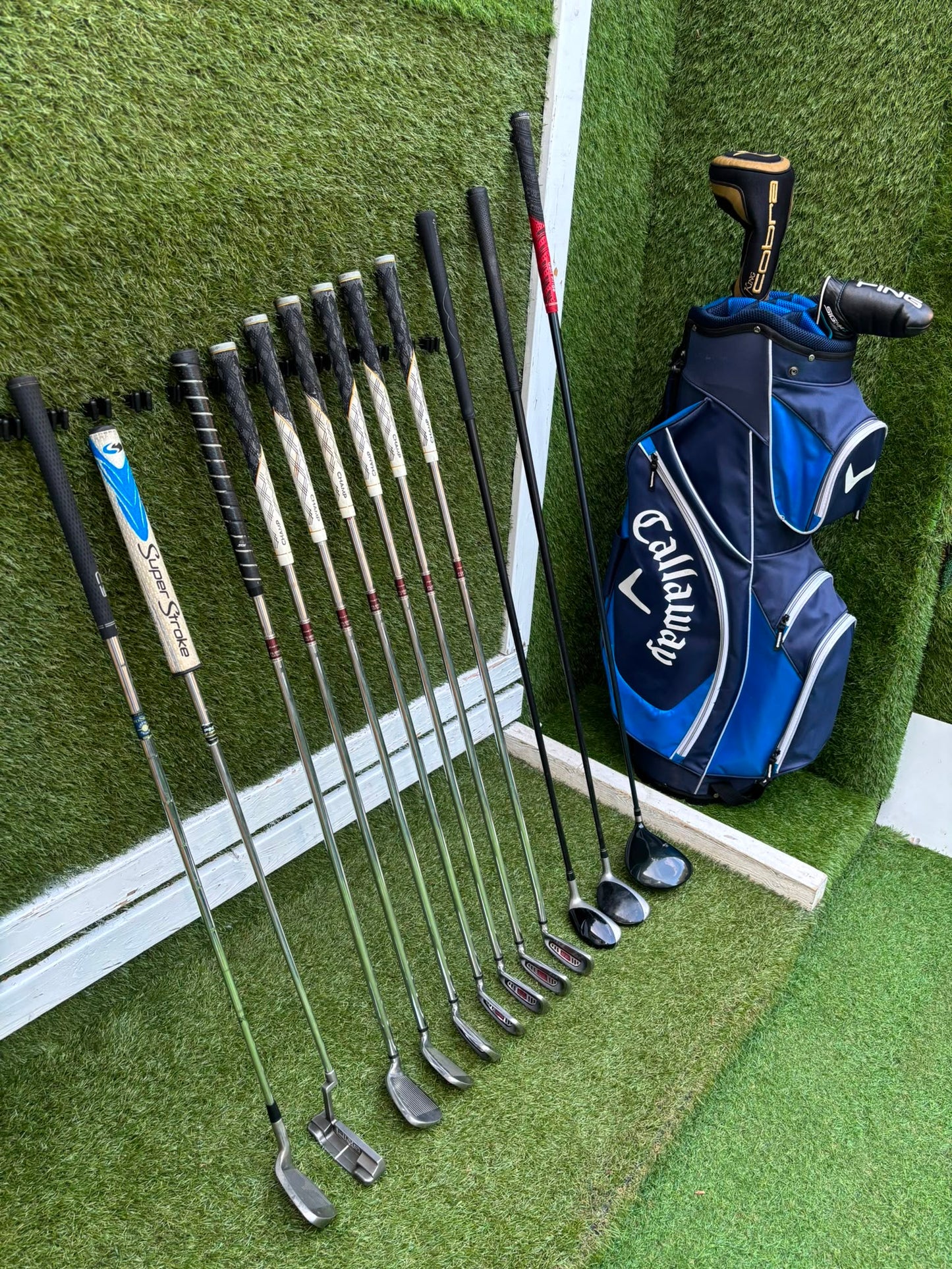 Wilson Deep Red Irons, Cobra Driver, TaylorMade Wood, TaylorMade Hybrid, Ping Putter Callaway Cart Bag