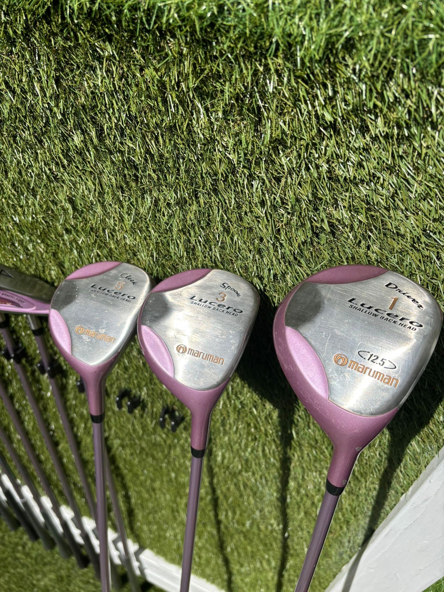 Maruman Lucero Ladies Golf Set (4–SW Irons) + Driver, 3 & 5 Woods + Matching Bag