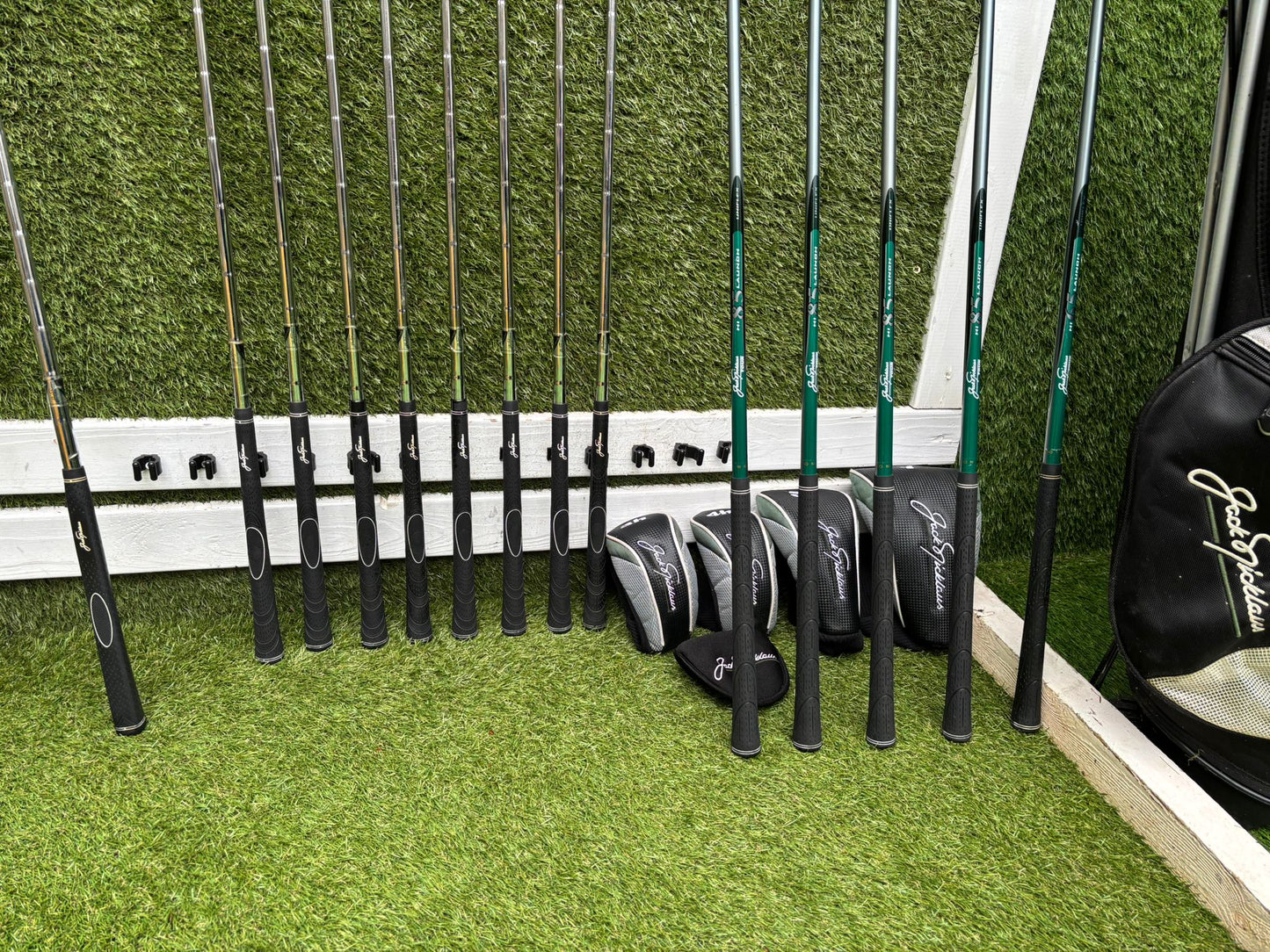 Jack Nicklaus Tour – Full Matching 14-Club Golf Set + Bag £294 + Free Delivery
