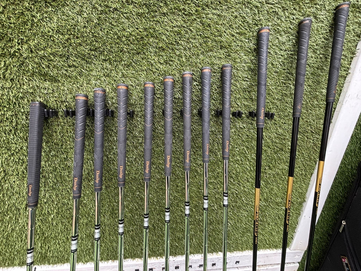 Dunlop John Daly Oversize Full Golf Set (4–SW) + LCG Woods + Bag Free P&P