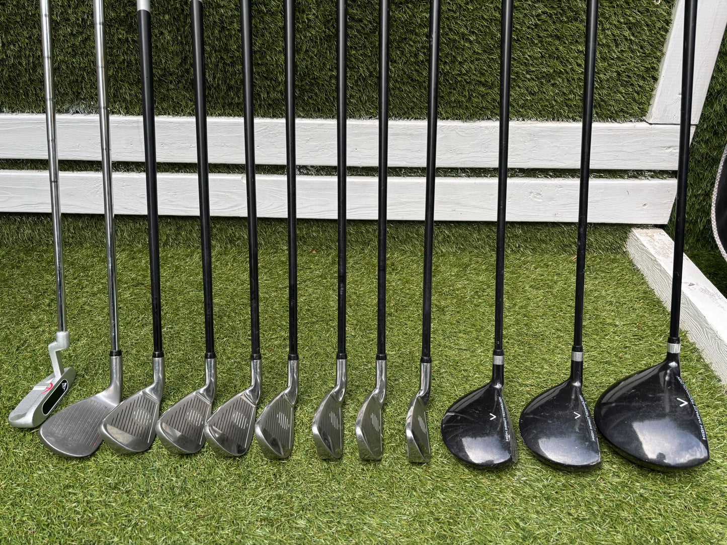 Dunlop MAX Complete Golf Set – 420cc Titanium Driver, Matching Irons & Dunlop Bag